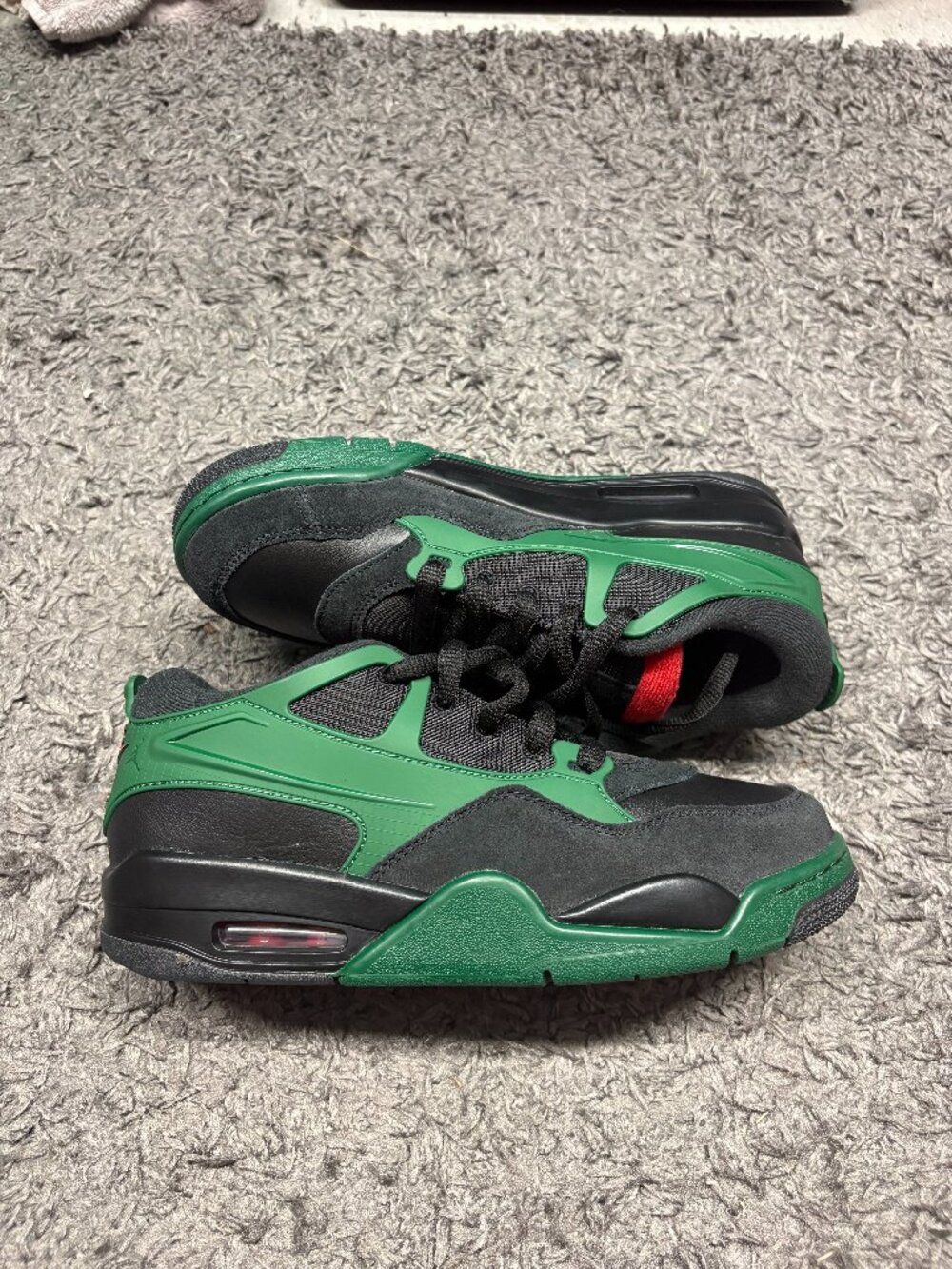 BRAND NEW Jordan Air 4 RM Shoes in Black/Gorge Green/Varsity Red Kids/Men's 7